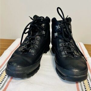 Excellent Condition Timberland Euro Hiker Rugged Leather Men Boots, Size 9